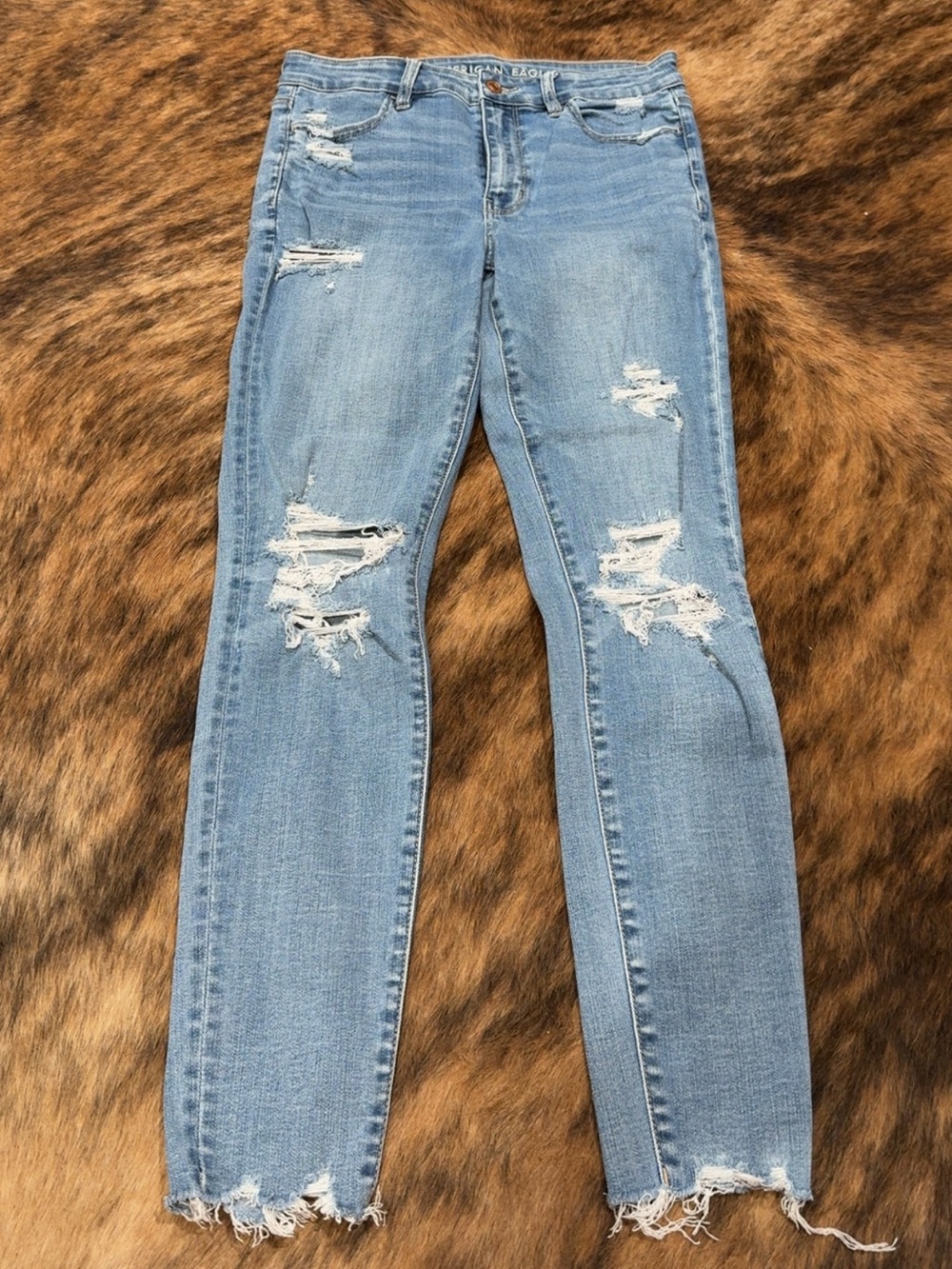 American Eagle Outfitters Light Blue Distressed Jeggings
